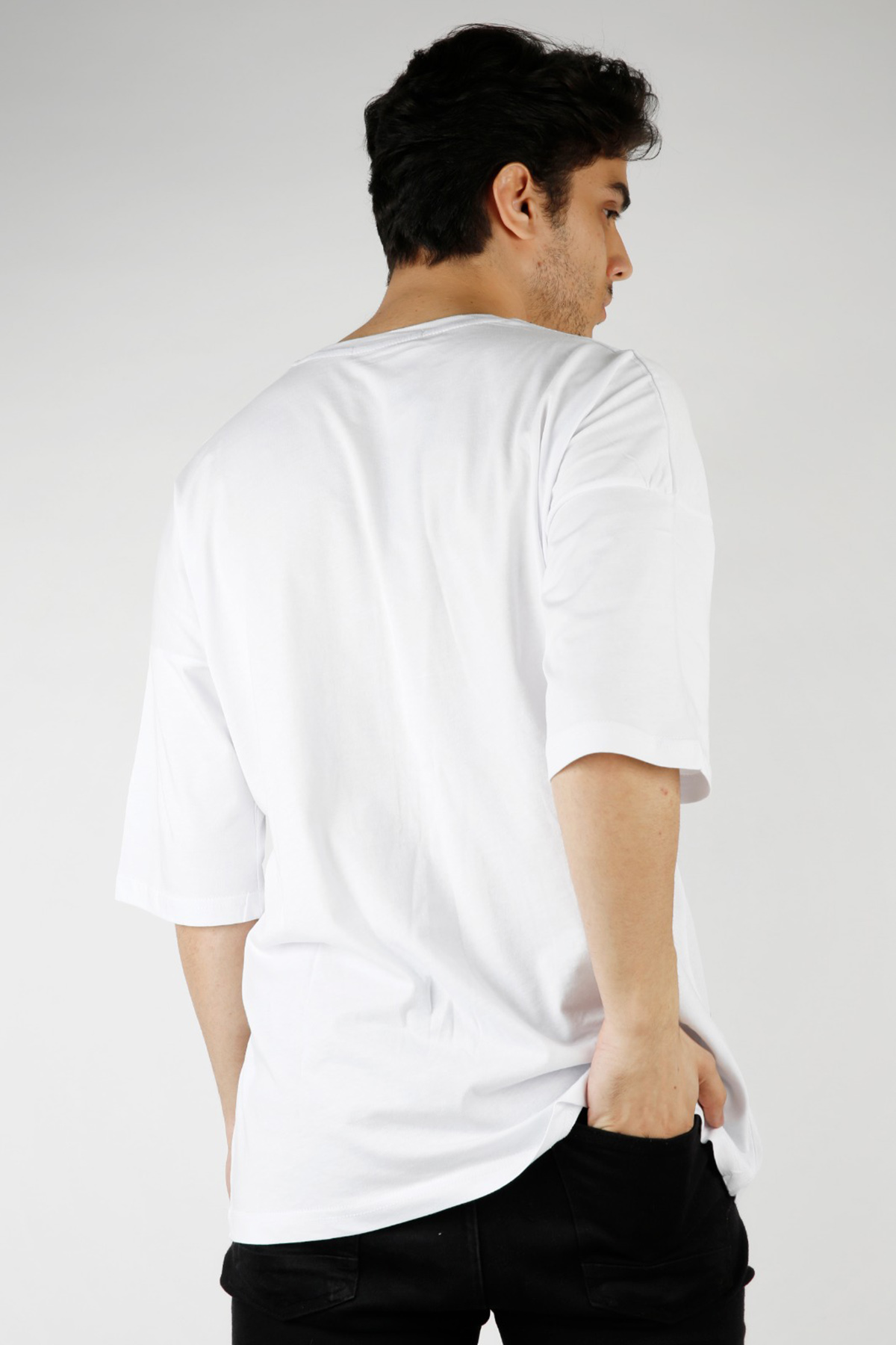 Beyaz Baskılı Oversize Tişört 1KXE1-44679-01 - 6