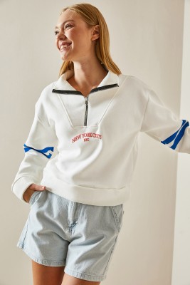 Beyaz Fermuar Detaylı Baskılı Sweatshirt 4KXK8-47608-01 - 4