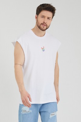 Beyaz Ön & Arka Baskılı Kolsuz Sporcu Tişört 1KXE1-44800-01 - 2