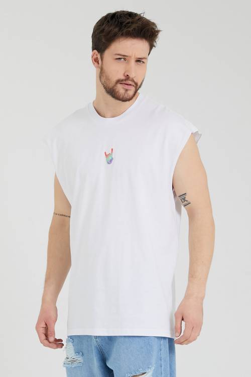 Beyaz Ön & Arka Baskılı Kolsuz Sporcu Tişört 1KXE1-44800-01 - 5