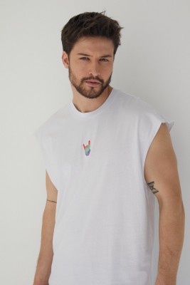 Beyaz Ön & Arka Baskılı Kolsuz Sporcu Tişört 1KXE1-44800-01 - 6