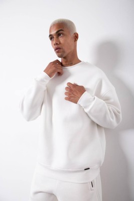 Beyaz Organik Pamuklu Şardonlu Oversize Sweatshirt 3KXE8-46416-01 - 2