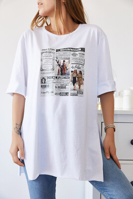 Beyaz Gazete Baskılı Boyfriend Yırtmaçlı Tişört 9KXK1-43319-01 