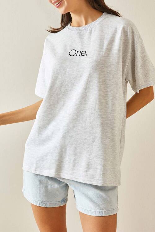 Gri Bisiklet Yaka Yazılı Oversize Tshirt 5YXK1-48703-03 - 1