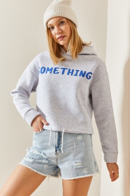 Gri Kapüşonlü & Yazılı Crop Sweatshirt 4KXK8-47744-03 - 3