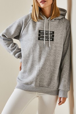 Gri Yazı Detaylı Şardonlu Kapüşonlü Sweatshirt 4KXK8-47597-03 - XHAN