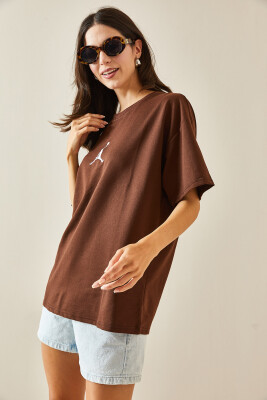 Kahverengi Bisiklet Yaka Yazılı Oversize Tshirt 5YXK1-48702-18 - 5