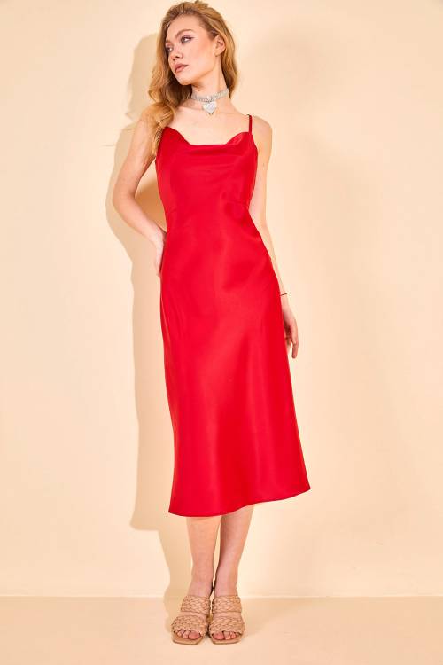 Kırmızı Degaje Yaka Saten Elbise 2YXK6-46154-04 - 4
