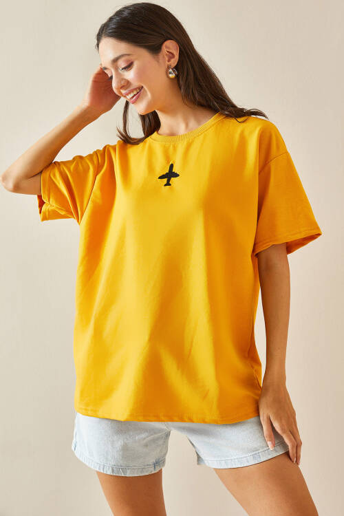 Sarı Bisiklet Yaka Yazılı Oversize Tshirt 5YXK1-48701-10 - 2