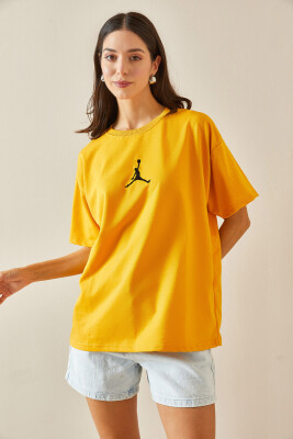 Sarı Bisiklet Yaka Yazılı Oversize Tshirt 5YXK1-48702-10 - 4