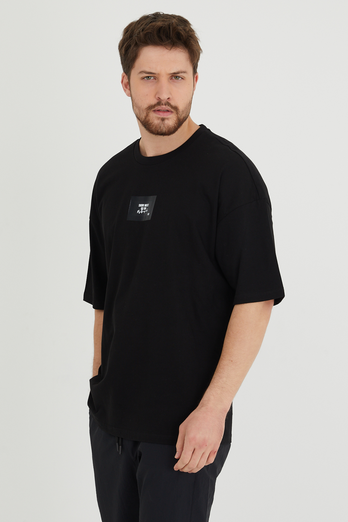 Siyah Baskılı Oversize Tişört 1KXE1-44634-02 
