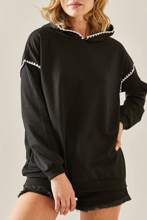 Siyah Nakış Detaylı Kapüşonlü Sweatshirt 3YXK8-47510-02 - 1