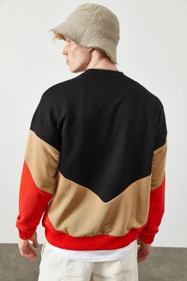 Siyah Parçalı Baskılı Sweatshirt 2KXE8-45366-02 - 7