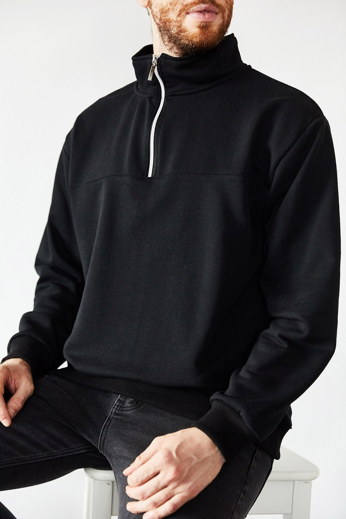 Siyah Yakası Fermuarlı Sweatshirt 1KXE8-44172-02 - 1