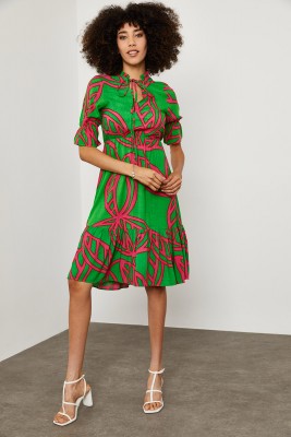 Yeşil Desenli Yakası Bağlamalı Elbise 1YXK6-45130-08 - 4